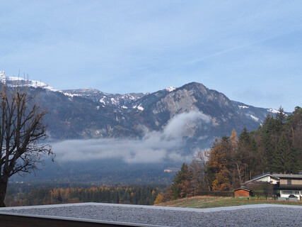 Sonnige 4-Zimmer-Wohnung mit Garagenbox