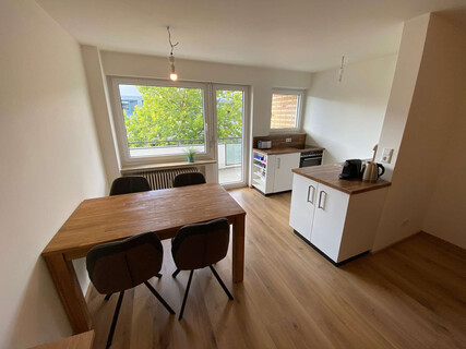 Helle 1-Zimmer-Wohnung mit Balkon und TG Stellplatz in Sendling