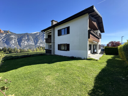 Erdgeschosswohnung mit 200m2 Garten in Axams - renovierungsbedürftig mit Potential 