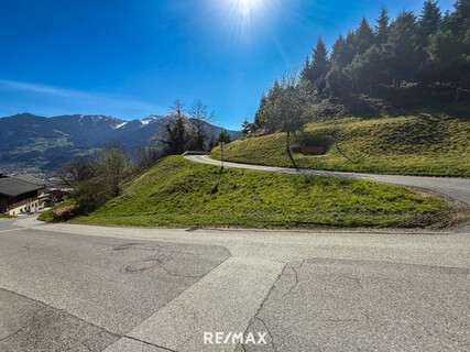 Ein Grund zum Bauen in Vomp – Ruhig, aussichtsreich und sofort bebaubar!