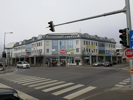 Lienz: attraktive Geschäftsfläche im Dolomitencenter zu verkaufen!