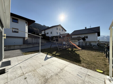 Sonniges Familiendomizil im westlichen Mittelgebirge!