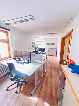 Großzügige Seminar- & Bürofläche - 180 m² im Altbau