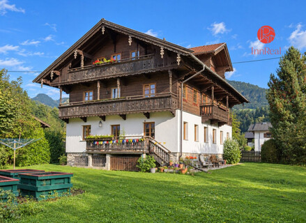 Gelegenheit in Brixlegg - Mehrn: Großes Baugrundstück mit gepflegtem altem Wohnhaus!