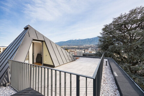 Penthouse mit 360° Dachterrasse im grünen Pradl
