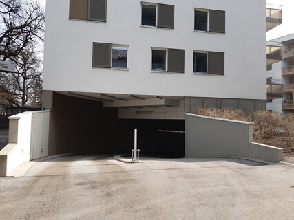 Tiefgaragenplatz zu vermieten