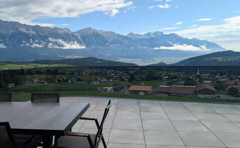Wohnen in absoluter Traumlage - Großzügige Terrassenwohnung mit grandiosem Weitblick