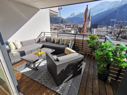 Hochwertige Terrassen-Wohnung mit Aussicht in Sonnenlage!