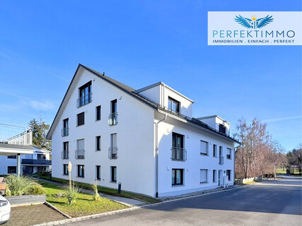 Lichtdurchflutete Dachgeschoss-Maisonette mit Traum-Blick auf den Weiher in Weißensberg!