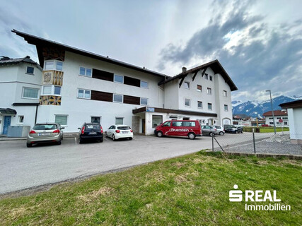 Gemütliche Dachgeschosswohnung mit Bergblick in Reutte