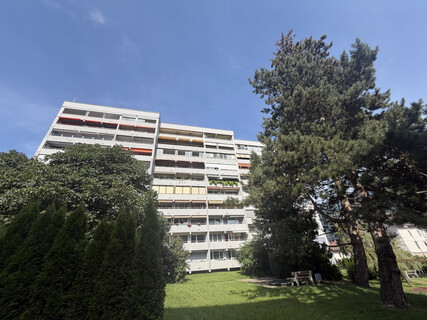 JENBACH - Sonnige, kleine 2 Zi.-Startwohnung mit Balkon zur Miete