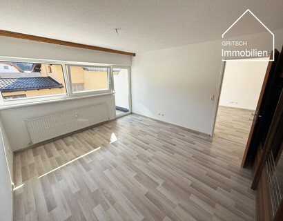 FULPMES - Helle 3-Zimmer-Wohnung mit zwei Balkonen und Garagenabstellplatz im Zentrum