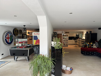 Hochwertige 2-Zimmer-Wohnung mit Sonnenterrasse & Panoramablick in begehrter Lage von Aldrans