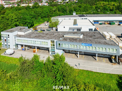 Attraktive Gewerbeimmobilie für Anleger und Eigennutzer in unmittelbarer Nähe zur Autobahnanschlussstelle Schwaz zu kaufen