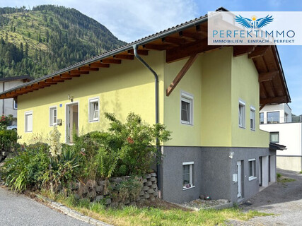 Schönes Einfamilienhaus mit Einliegerwohnung
