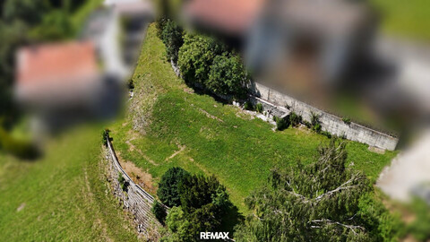 Exklusives Baugrundstück in Strengen – Seltene Gelegenheit im Tiroler Alpenraum!