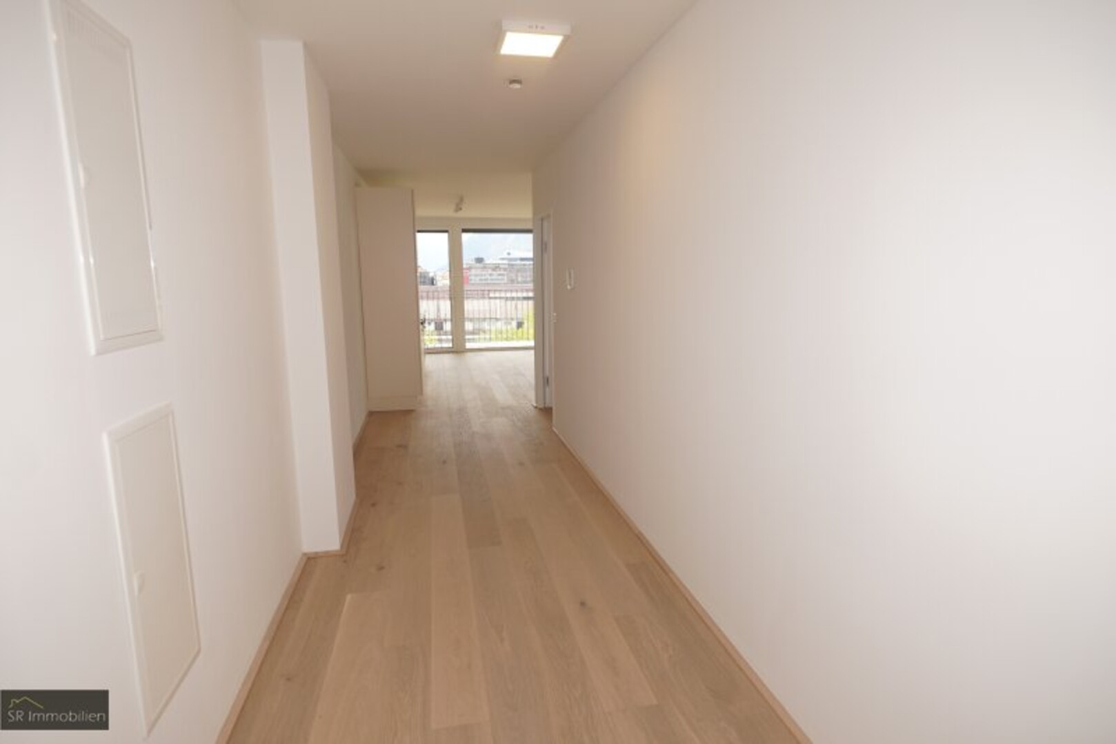 Erstbezug mit Weitblick – stilvolle 3-Zimmer-Mietwohnung im 6. Obergeschoß mit zwei Loggien