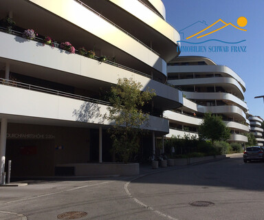 INNSBRUCK – HÖTTING – TIEFGARAGENSTELLPLATZ